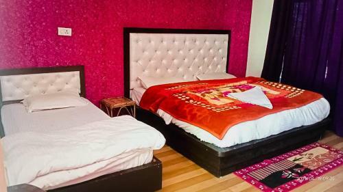 Hotel Dhanaulti Jungle Resort