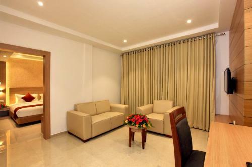 Hotel Raas Residency