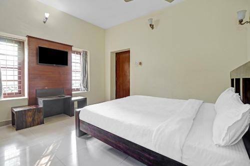 Hotel Capital O 86355 The Homestay