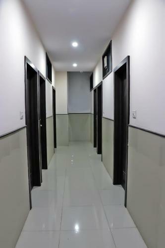 Hotel Rajyog Lodge