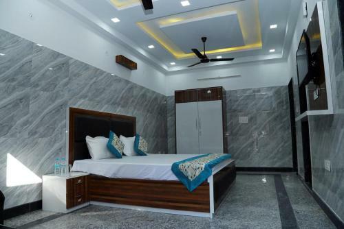 Hotel Amar Leela