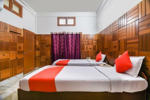 Hotel Oyo Flagship 71272 Sugar Rose Homestay
