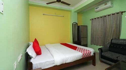 Hotel Staymaker Sadhna Inn