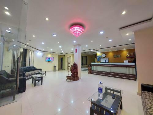 Hotel Mira International