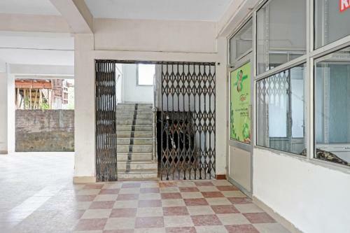 Hotel Oyo 84162 Ganeshguri Guesthouse