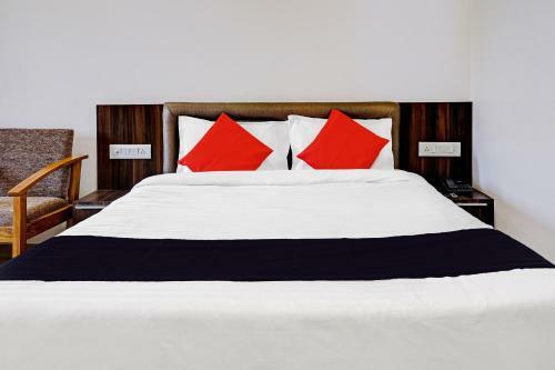 Collection O 79926 Hotel Pahuna