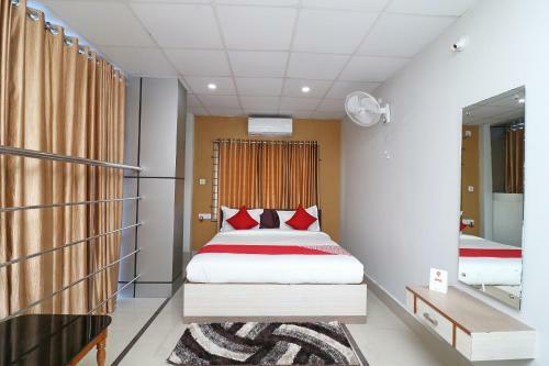 Hotel Oyo 23648 The Ritz