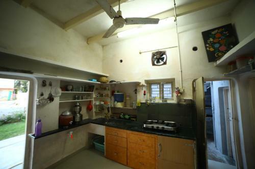 Bed & Breakfast Gurukrupa Bunglow