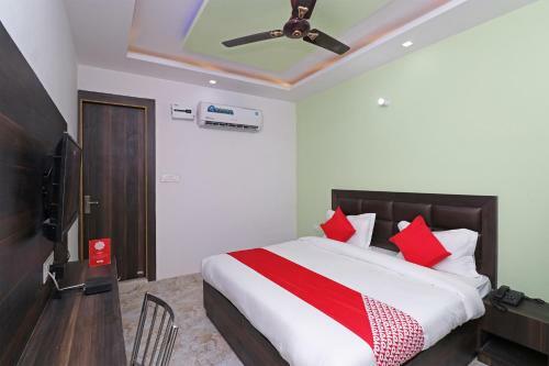 Oyo 39592 Hotel Akashdeep
