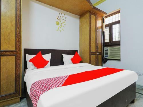 Oyo 85818 Hotel Peace