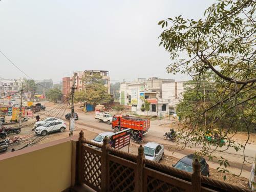 Oyo 85818 Hotel Peace