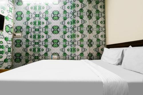 Oyo 80749 Hotel The Glory Palace