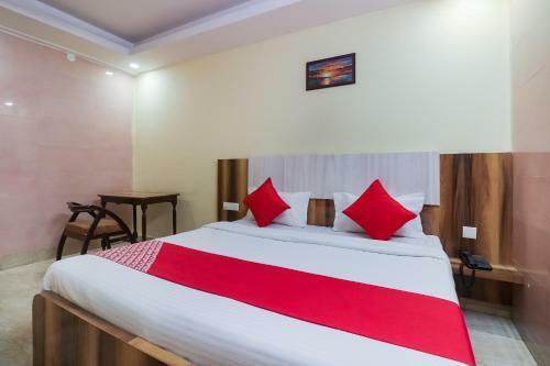 Oyo 68039 Hotel Kavya