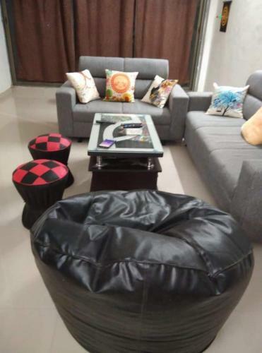 Entire Apartment 1 AC Bedroom 1 AC Hall And A Kitchen