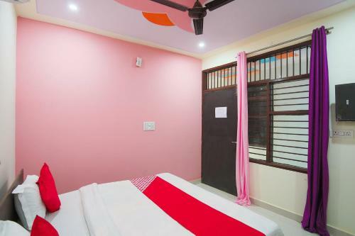 Hotel Vaccinated Staff - Oyo 62980 Shiva Residency