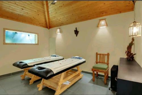 Hotel Tarangi Resort & Spa - A River Access Property