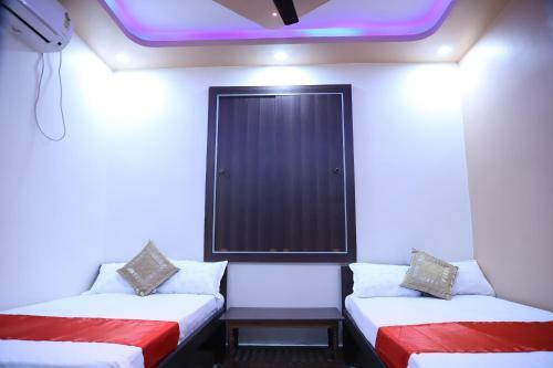 Hotel Shakuntla Palace