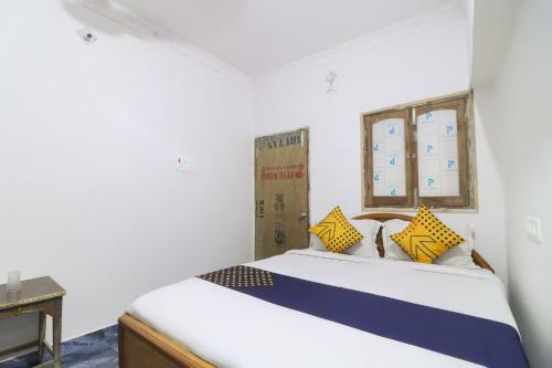 Spot On 61644 Hotel Kumar Kripa