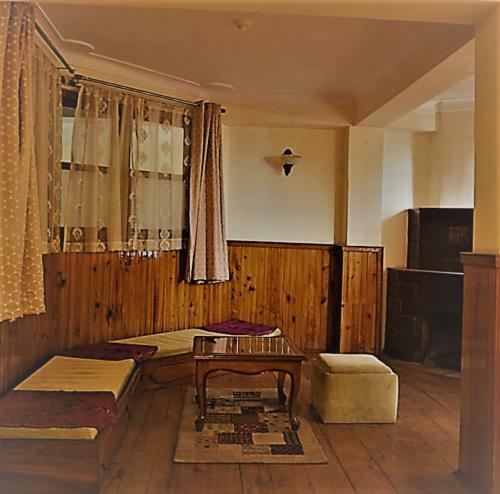Hotel De Villa