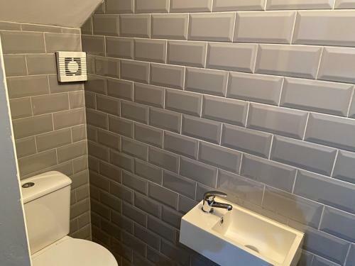Hostal Ivy Mount Guest House