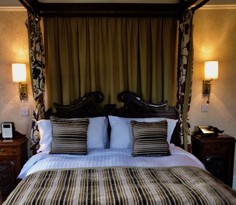 Royal Oak Hotel