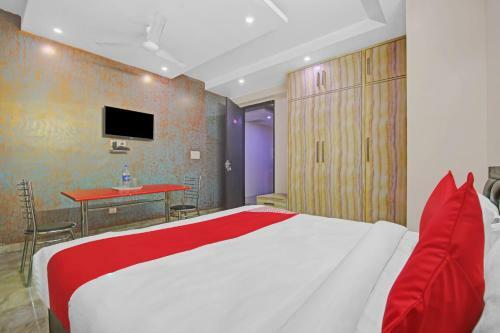 Oyo 85511 Hotel Yuvraj