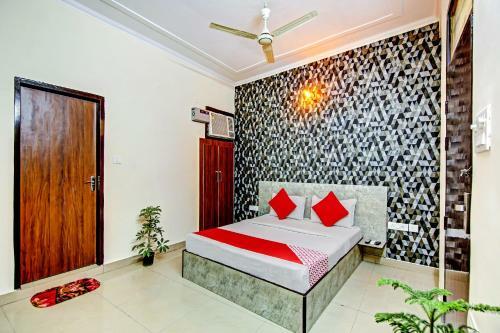 Hotel Oyo 47394 Skyy Inn