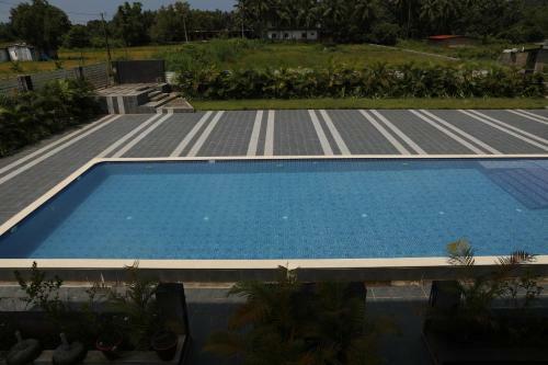 08 Bedroom Entire Villa Apartment Saligao