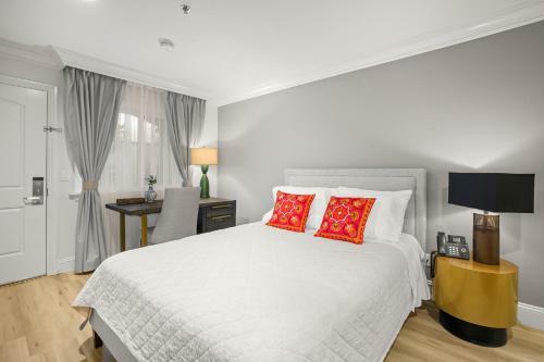 Hotel Huntington