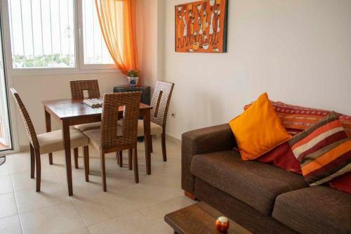 Apartamento 2 Bed Penthouse With Large Solarium And Sea Views