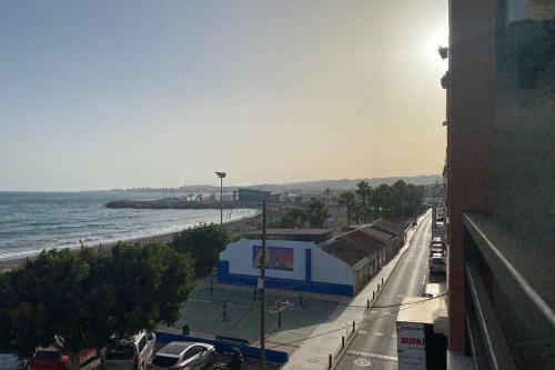 Apartamento Primera L�nea Playa. Vistas Al Mar