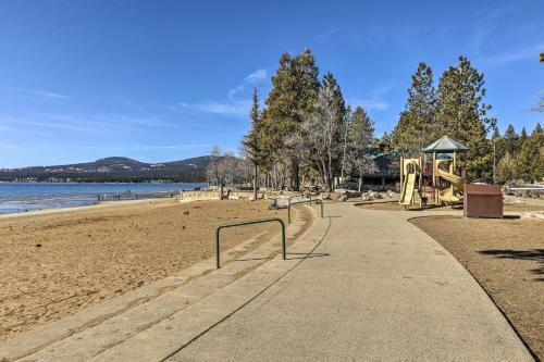Pet-friendly Kings Beach Log Cabin With Hot Tub