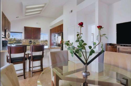 Desert Serenity 5 Star Private Pool-spa-bbq 3br-