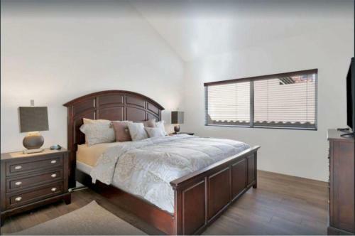 Desert Serenity 5 Star Private Pool-spa-bbq 3br-