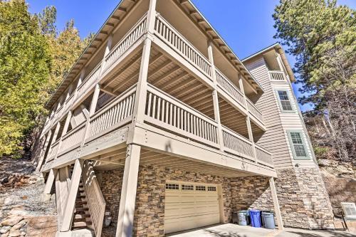 Huge Lake Arrowhead Home With 3 Decks And Grill!