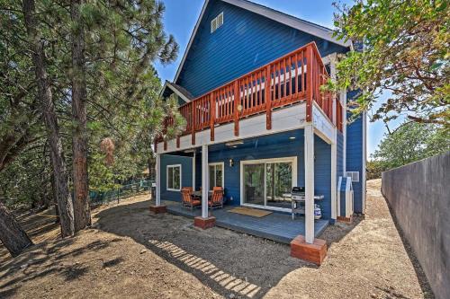 Luxe Lake Arrowhead Farmhouse With Deck And Patio