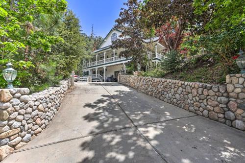 Ornate Lake Arrowhead Home Private Hot Tub And Deck
