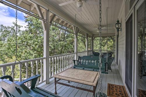 Ornate Lake Arrowhead Home Private Hot Tub And Deck
