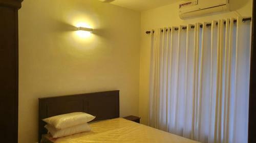 Orchid Apartments 2, Top Most Floor Apartment
