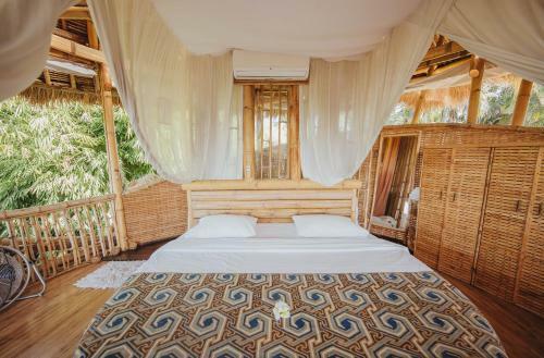 Villa Tower House - 4 Bds Eco Bamboo House, River View