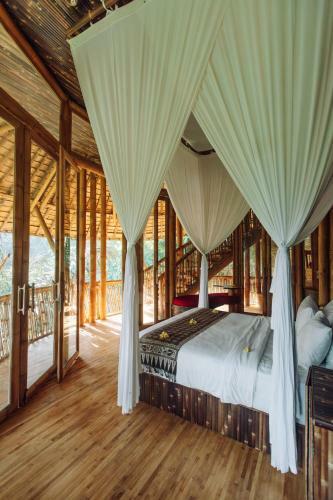 Villa Temple House 3bds Eco Bamboo House Pool River View