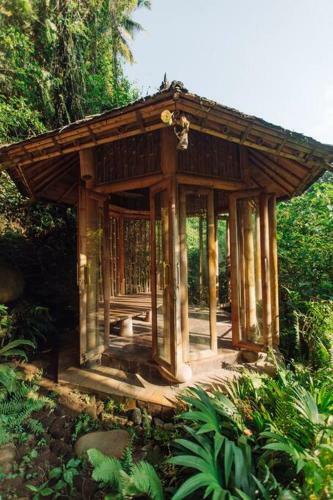 Villa Temple House 3bds Eco Bamboo House Pool River View