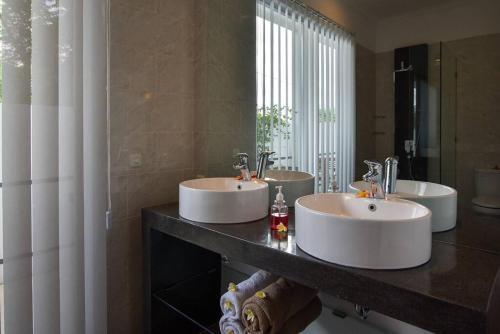 Villa Lovina Beach 2