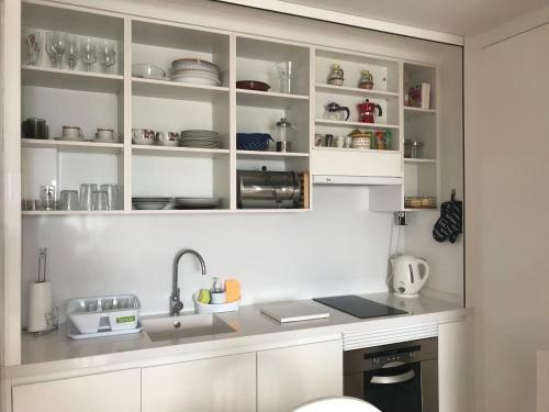 Apartamento Atlantic View - Quiet, Peaceful And Windless Apt With Fantastic Ocean View