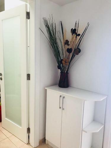Apartamento Atlantic View - Quiet, Peaceful And Windless Apt With Fantastic Ocean View