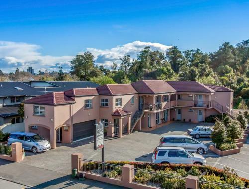 Majestic Court 811 - Central Christchurch Studio