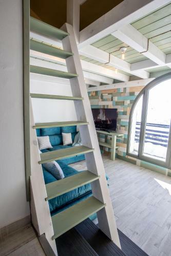 Apartamento Monta�as