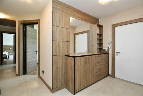 Wood & Green Luxury Villa Estate