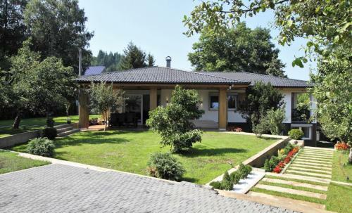 Wood & Green Luxury Villa Estate