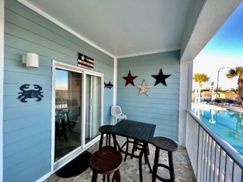Immaculate Condo Prime Orange Beach Location With Spectacular Views